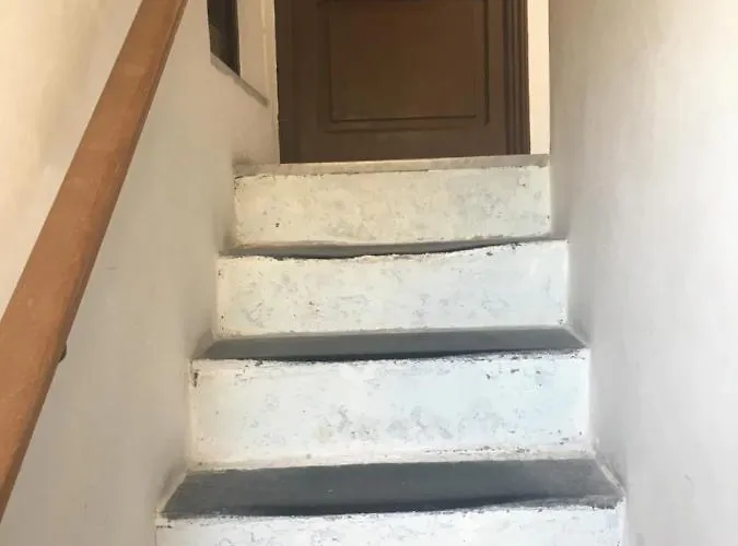 Ai Piedi Della Pigna Sanremo